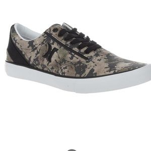 ✅✅Hurley Kayo Lace Up Camo Sneakers NWOB